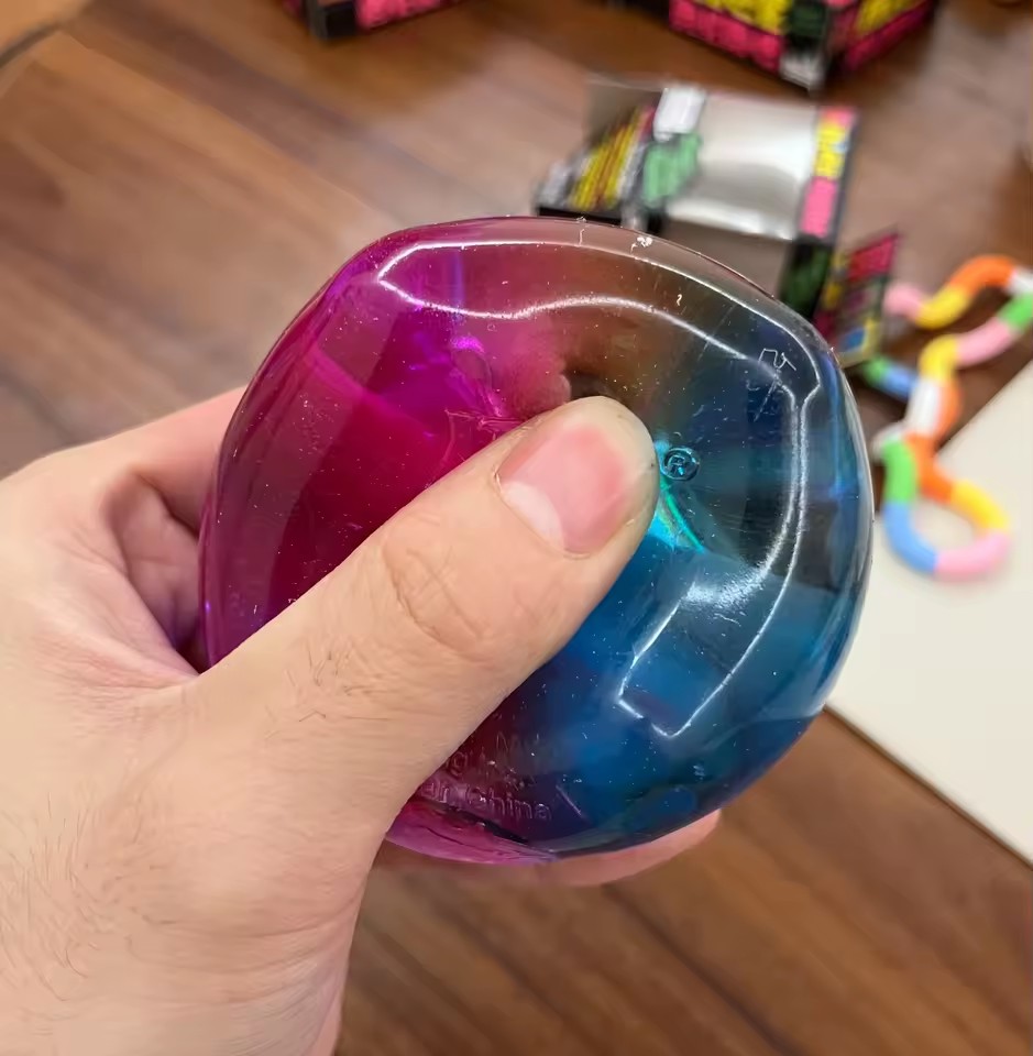 Schylling NeeDoh Rainbow Cube  – Fidget Cube Original recenzja i cena